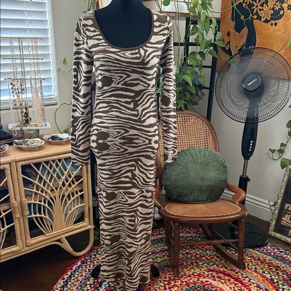 ASOS Beige and Brown Zebra Animal Print Knit Sweater Bodycon Maxi Dress - Picture 1 of 6